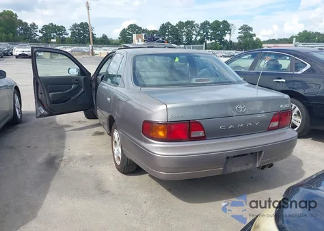 1994 Toyota Camry Xle from USA, damaged, VIN 4T1GK13E8RU006202